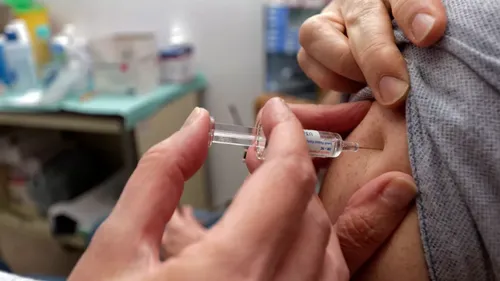 Covid 19 : une nouvelle campagne de vaccination contre le variant...